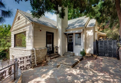 1312 Larrabee St Sunset Strip Traditional Back