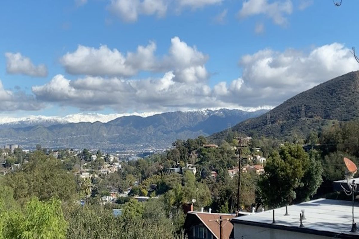 7124 Woodrow Wilson View of San Gabriel Mountains