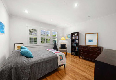568 N Gower Primary Bedroom