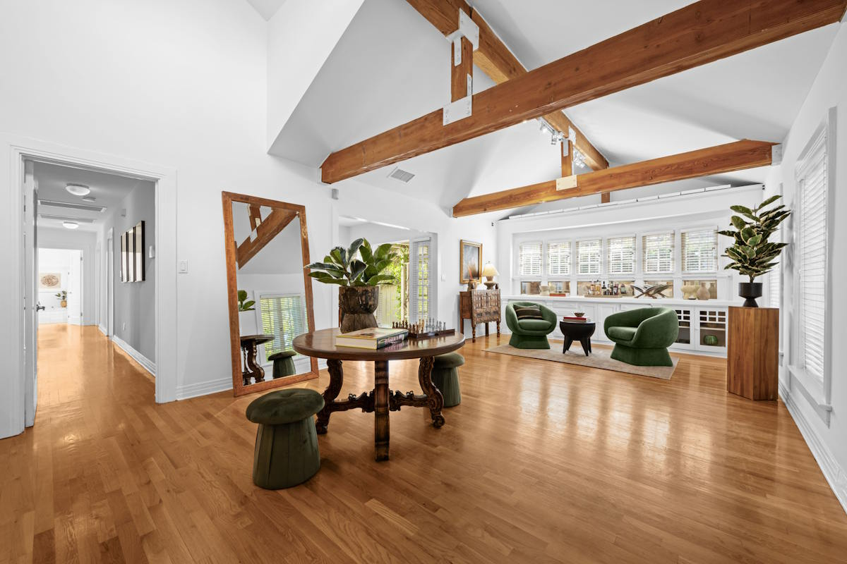 1314 N Genesee Living Room 2