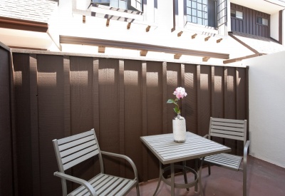 621 N Orlando Ave #6  West Hollywood Townhouse Front Patio