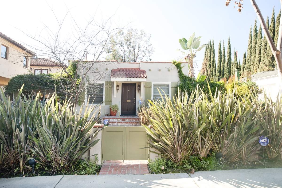 843 Huntley West Hollywood Premier Fourplex Front House