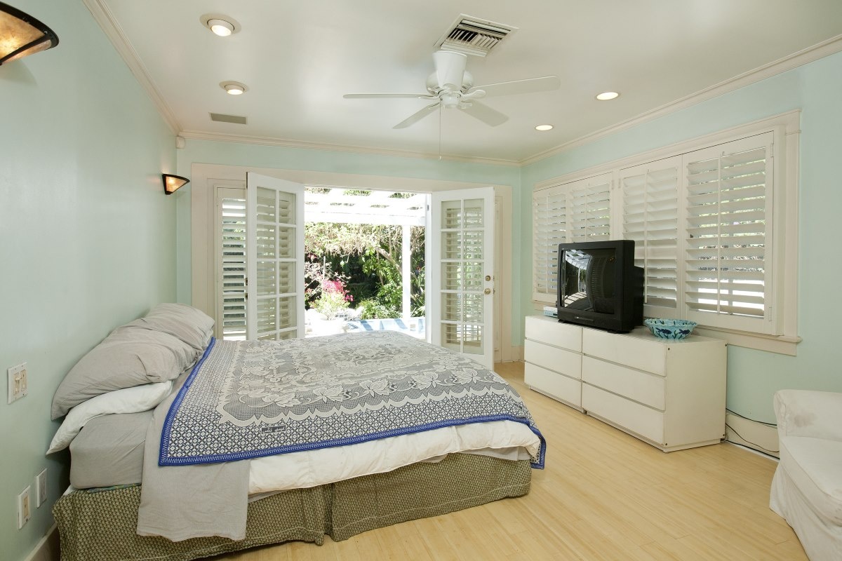 1319 N Spaulding Avenue Bungalow in Spaulding Square HPOZ Master Bedroom