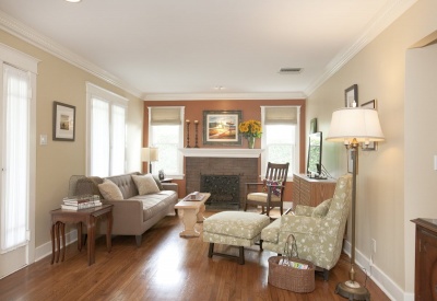 Super Cute West Hollywood Bungalow 1212 N Poinsettia Place Living Room