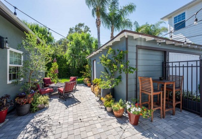 5109 Nagle Avenue, Los Angeles, Los Angeles, California, United States 91423, 3 Bedrooms Bedrooms, ,2 BathroomsBathrooms,Single Family Home,Sold Listings,Nagle Avenue,1080