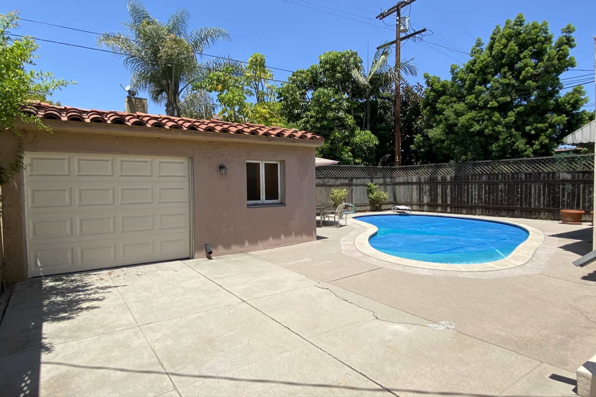 109 Crescent Heights Blvd, Los Angeles, California, United States 90048, 3 Bedrooms Bedrooms, ,2 BathroomsBathrooms,Single Family Home,Sold Listings,Crescent Heights Blvd,1081